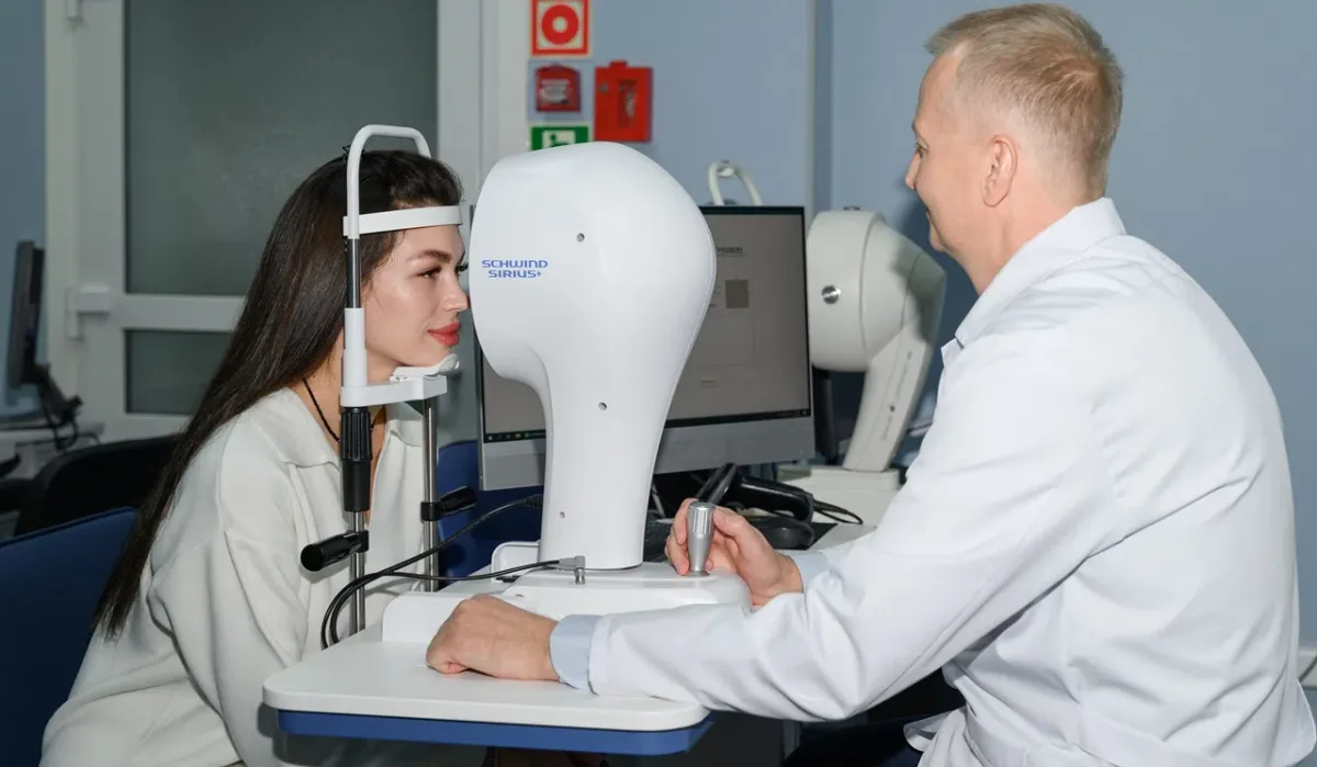 Диагностика фосфенов: осмотр, ОКТ, давление