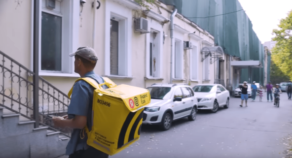 Инфографика о работе курьером Яндекс Еда