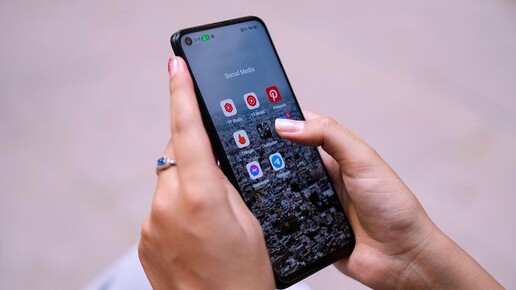 Иллюстрация процесса скачивания стикеров через бота Иллюстрация процесса скачивания стикеров через бота