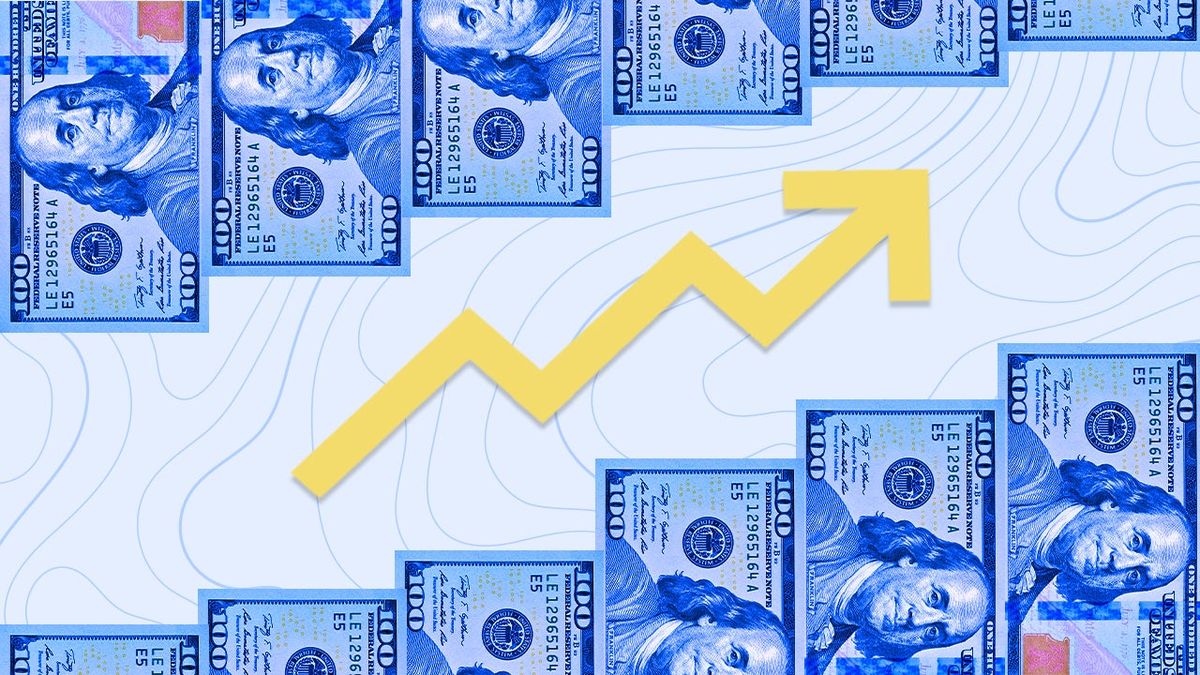 График, окружённый наличными