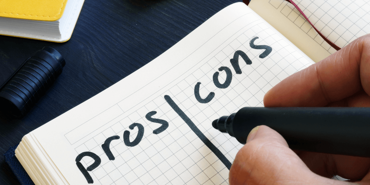 Инфографика плюсов и минусов equity release для пенсионеров