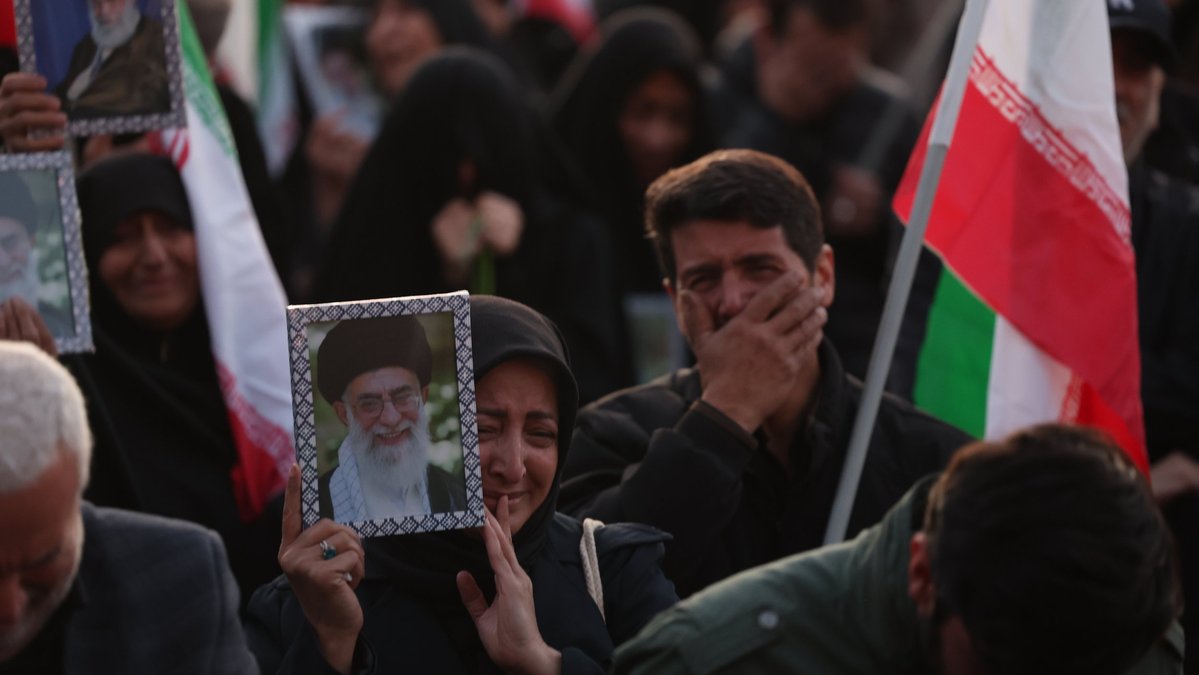 Иллюстрация сценариев войны Ирана с США и Израилем