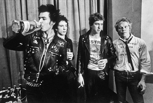 Группа Sex Pistols — иконы панк-рока, запустившие субкультуру в 1975 г.