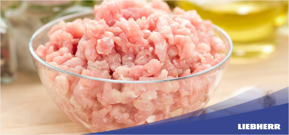 Фарш в холодильнике с рекомендациями по срокам